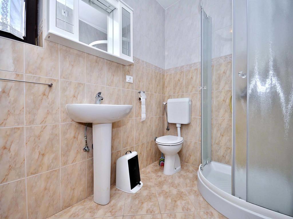 Mira 645 Apartment Porec