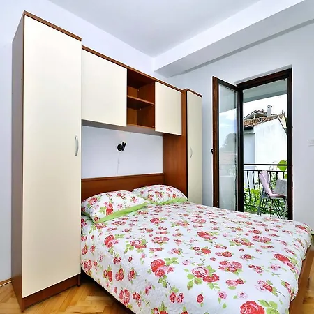 Apartments Mira 645 Porec Room photo
